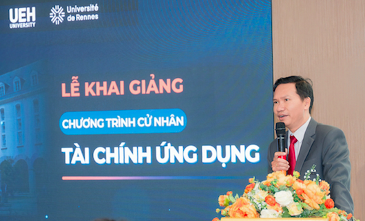 🎓🔥 LỄ KHAI GIẢNG BÙNG NỔ – KHỞI ĐẦU HÀNH TRÌNH TÀI CHÍNH TOÀN CẦU